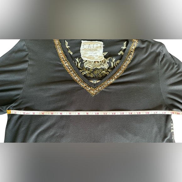 Caite Embroidered Navy Blue Long Sleeve Tunic Top V-Neck Floral Size Medium - Picture 6 of 9